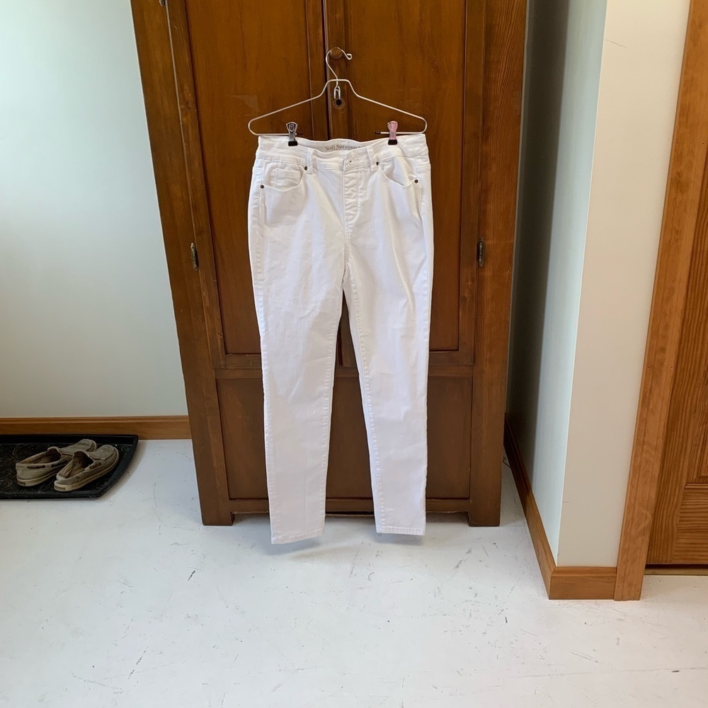 Soft surroundings white ultimate denim pull on jeans size TS 30 inseam